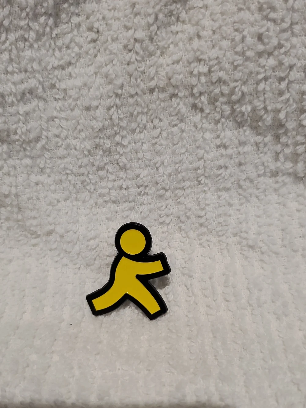 AOL AIM Yellow Instant Messenger Guy 90s Y2K Millennial Humor Meme Enamel Pin